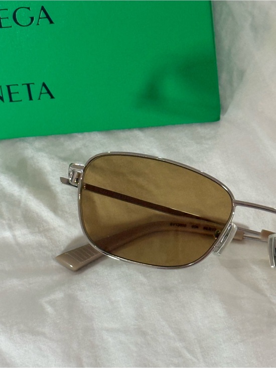 Bottega Veneta Sunglasses main image 7